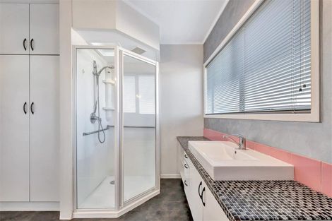 Photo of property in 5a Cascade Place, Chartwell, Hamilton, 3210