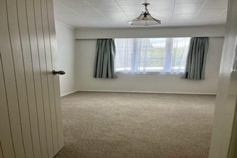 Photo of property in 3 Hill Grove, Naenae, Lower Hutt, 5011