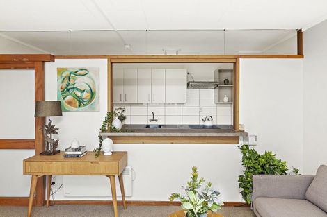 Photo of property in 24u3 Patanga Crescent, Thorndon, Wellington, 6011