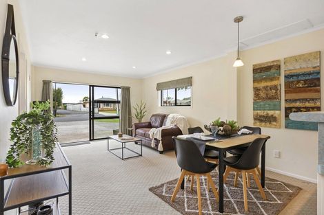 Photo of property in 32 Grosvenor Street, Cambridge, 3434