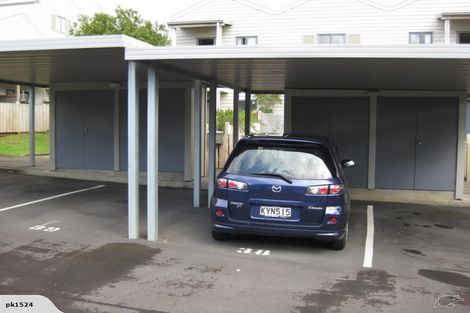 Photo of property in 6/8 Carolina Place, Albany, Auckland, 0632