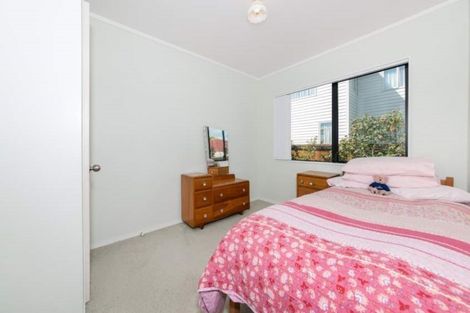 Photo of property in 22 Strid Road, Te Atatu South, Auckland, 0610