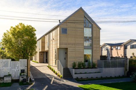 Photo of property in 3/23 Webb Street, St Albans, Christchurch, 8014
