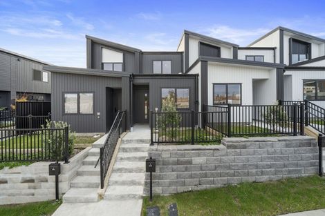 Photo of property in 2/4 Glenburn Road, Hobsonville, Auckland, 0616