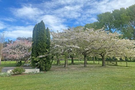 Photo of property in 54 Wroots Road, Kennedys Bush, Christchurch, 8025