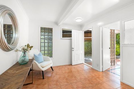 Photo of property in 41 Hatherlow Street, Glenfield, Auckland, 0629