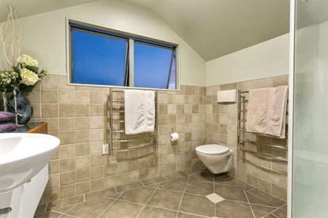 Photo of property in 14 Hastings Road, Mairangi Bay, Auckland, 0630