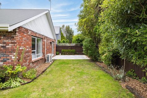 Photo of property in 21 Highsted Road, Bishopdale, Christchurch, 8053