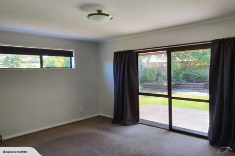 Photo of property in 4 Woodfield Place, Woodend, 7610