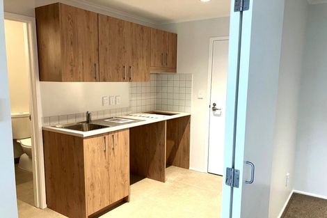 Photo of property in 7c/30 Westward Ho, Glen Eden, Auckland, 0602