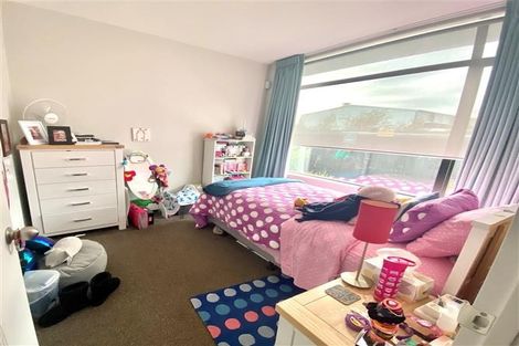 Photo of property in 19 Lieutenant Lane, Papakura, 2110