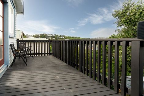 Photo of property in 62 Maupuia Road, Maupuia, Wellington, 6022