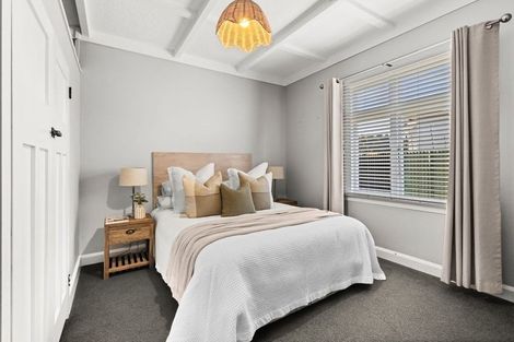 Photo of property in 15 Taradale Road, Marewa, Napier, 4110