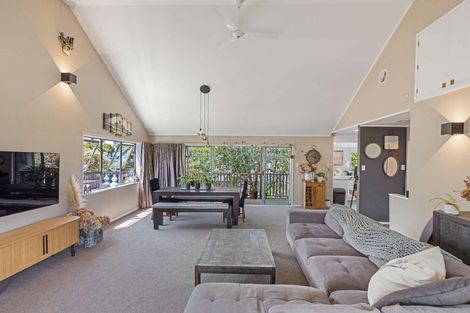Photo of property in 11 Rawhiti Place, Saint Johns Hill, Whanganui, 4501