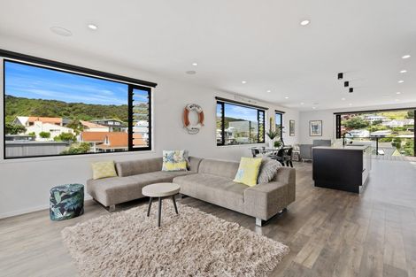 Photo of property in 58 Du Fresne Place, Russell, 0202