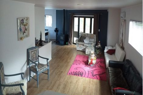 Photo of property in 11 Longview Rise, Massey, Auckland, 0614