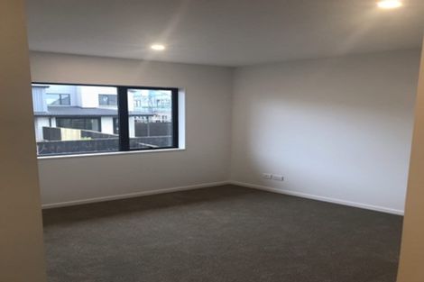 Photo of property in 33 Peihana Road, Hobsonville, Auckland, 0616