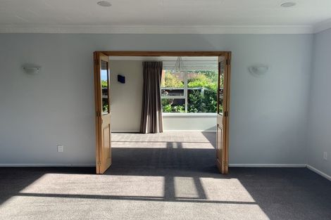 Photo of property in 10 Radbrook Street, Avonhead, Christchurch, 8042