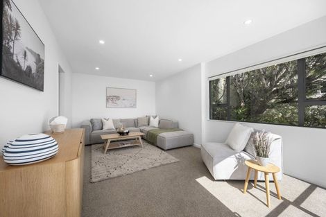 Photo of property in 203 Muritai Road, Eastbourne, Lower Hutt, 5013