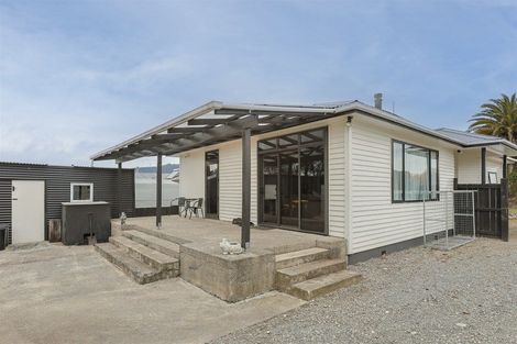 Photo of property in 55 Wakefield Street, Westport, 7825