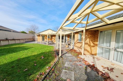 Photo of property in 17 Bramley Drive, Rototuna, Hamilton, 3210