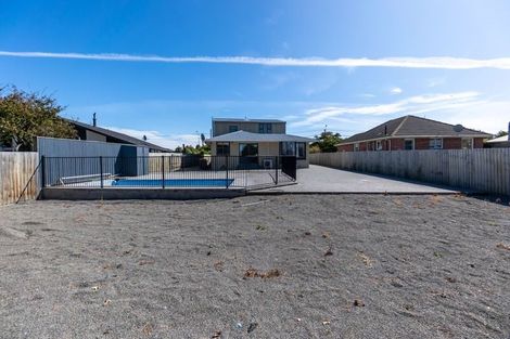 Photo of property in 195 Springs Road, Hornby, Christchurch, 8042
