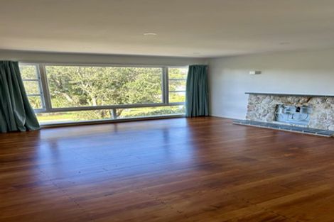 Photo of property in 105 Churchill Drive, Crofton Downs, Wellington, 6035