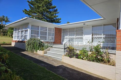 Photo of property in 11 Britton Avenue, Mount Roskill, Auckland, 1041
