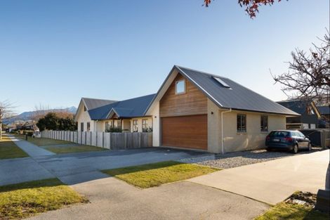 Photo of property in 56 Erskine Street, Lake Hayes, Queenstown, 9304