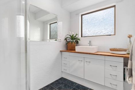 Photo of property in 2/100 Ranch Road, Mount Maunganui, 3116
