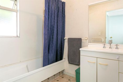 Photo of property in 1/15 The Grove, Nukuhau, Taupo, 3330