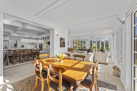 Photo of property in 423 Gillespie Place, Acacia Bay, Taupo, 3385