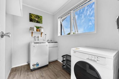 Photo of property in 17 Ashdown Place, Pahurehure, Papakura, 2113