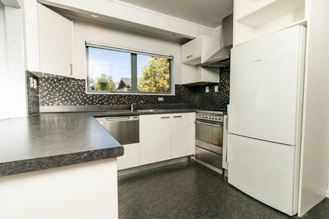 Photo of property in 63 Kirby Street, Glendene, Auckland, 0602