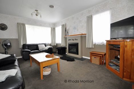Photo of property in 45 Gorge Road, Maungaturoto, 0520