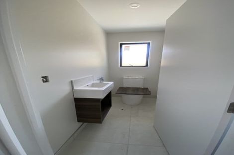 Photo of property in 19 Crossley Avenue, Woodend, 7610