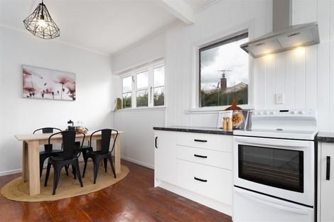 Photo of property in 13 Mcgregor Crescent, Masterton, 5810