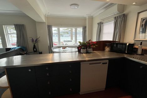 Photo of property in Olympus Flats, 280f1 Oriental Parade, Oriental Bay, Wellington, 6011