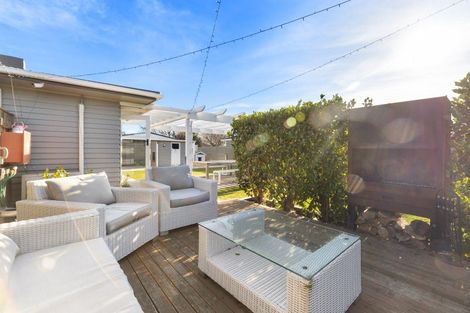 Photo of property in 1 Battersea Place, Roslyn, Palmerston North, 4414