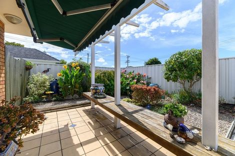 Photo of property in 1/89 Nile Road, Milford, Auckland, 0620