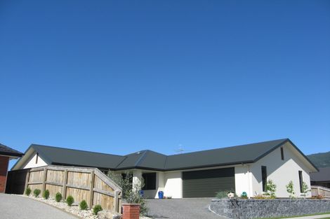 Photo of property in 37 Cambelldon Crescent, Stoke, Nelson, 7011