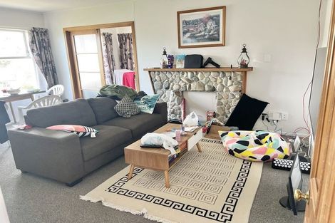 Photo of property in 33 Lingfield Street, Glenfield, Auckland, 0629