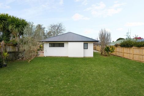 Photo of property in 8 Dorchester Place, Nawton, Hamilton, 3200