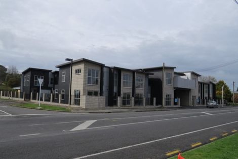 Photo of property in 100u4 Knighton Road, Hillcrest, Hamilton, 3216