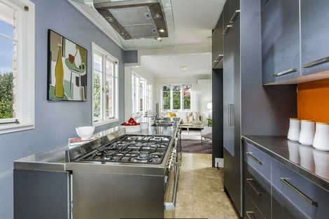 Photo of property in 78a Lake Road, Narrow Neck, Auckland, 0624
