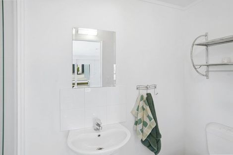 Photo of property in 1 Takahe Drive, Cashmere, Christchurch, 8022