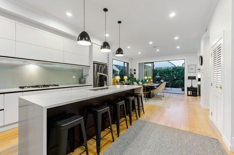 Photo of property in 5 Pennant Street, Long Bay, Auckland, 0630