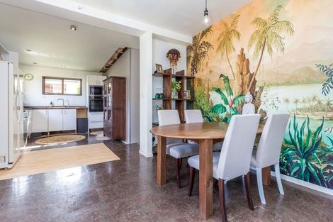 Photo of property in 35 Neptune Avenue, Beach Haven, Auckland, 0626