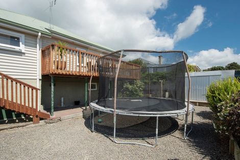 Photo of property in 11 Stewart Street, Te Puke, 3119