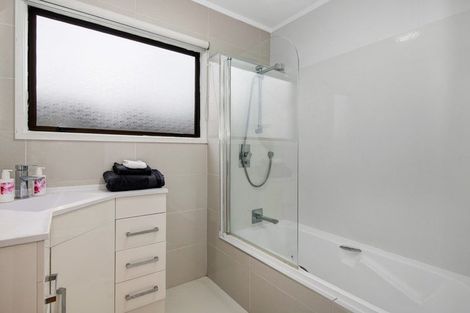 Photo of property in 23a Rosario Crescent, Red Beach, 0932